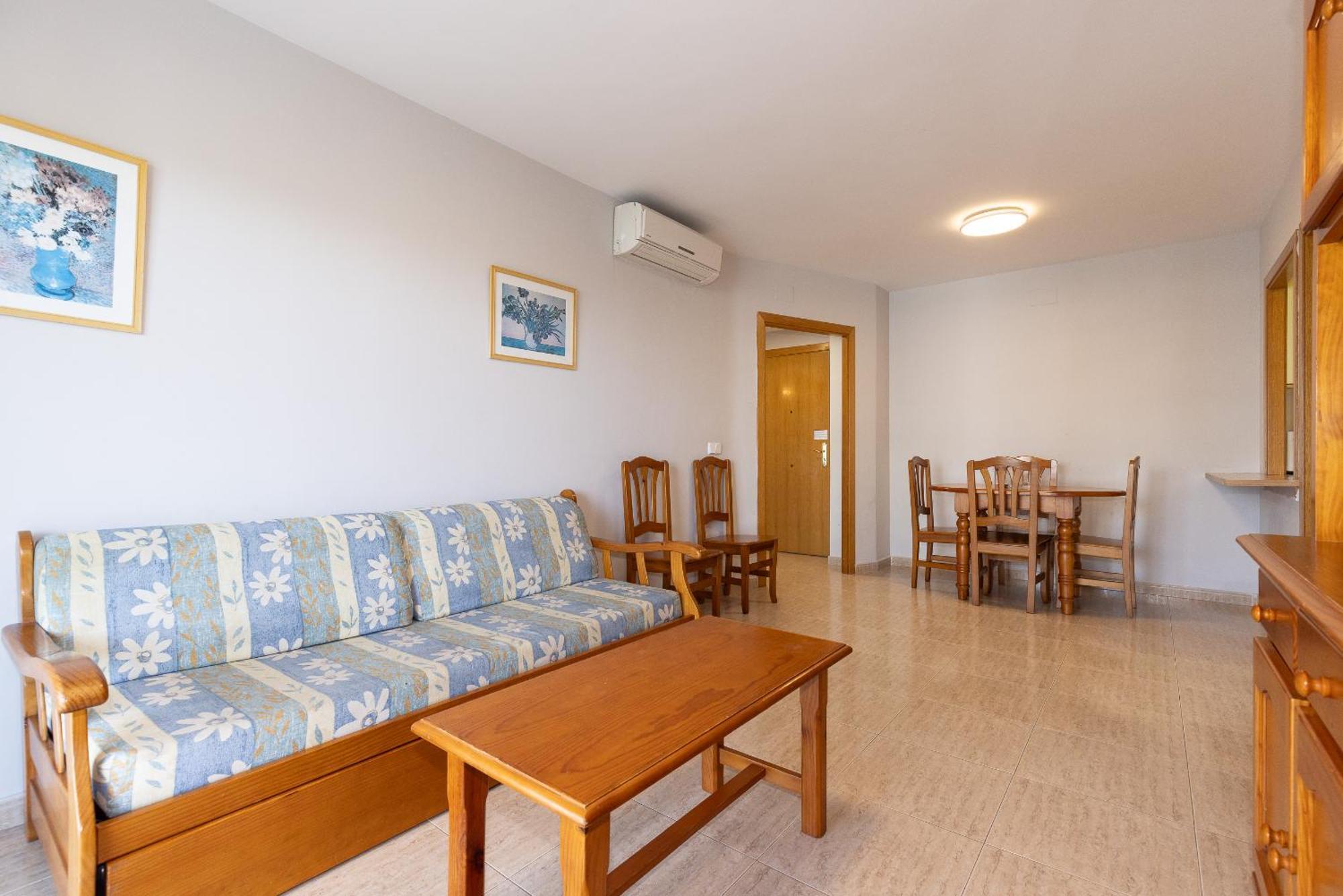Rentalmar Families Larimar サロウ エクステリア 写真