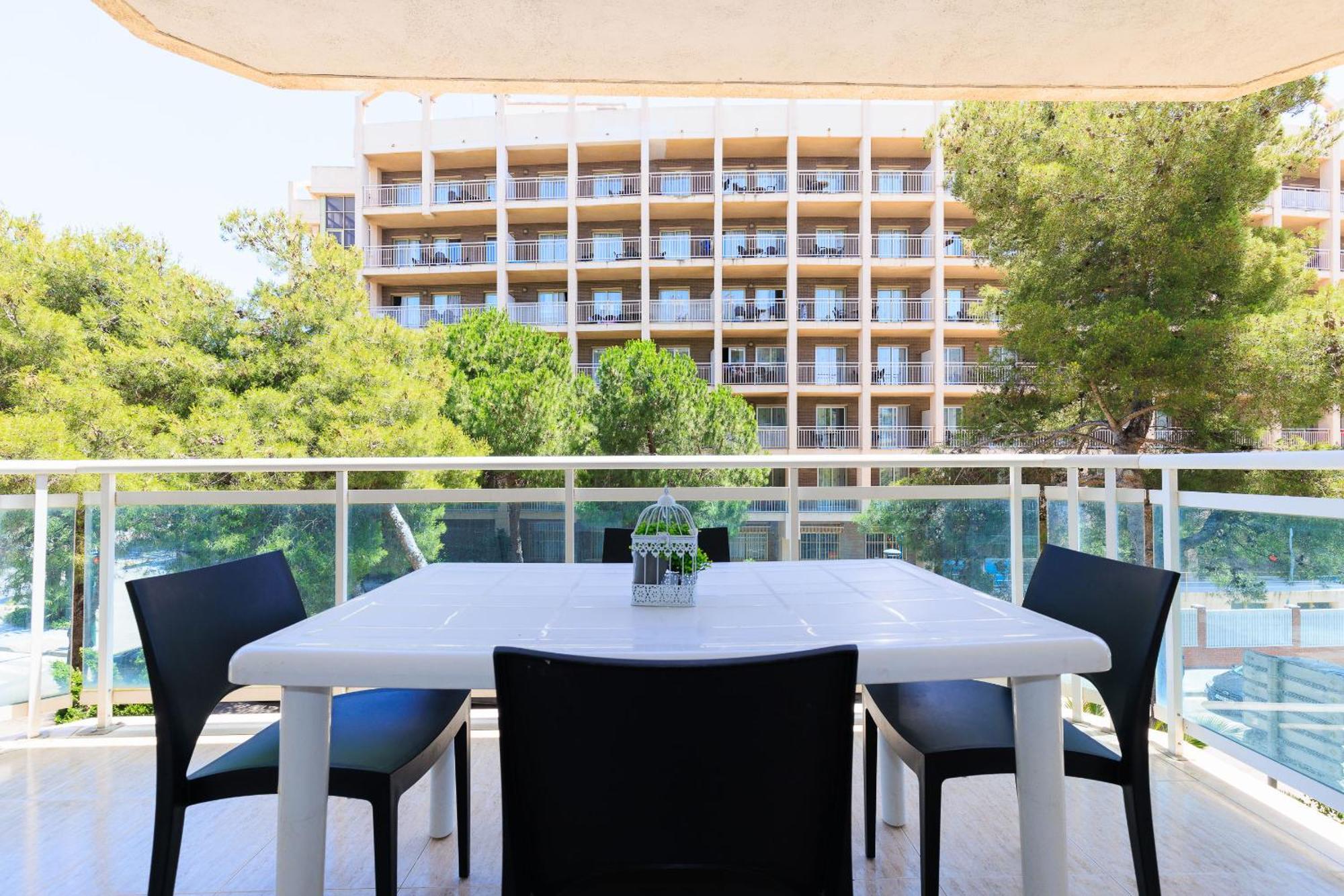 Rentalmar Families Larimar サロウ エクステリア 写真