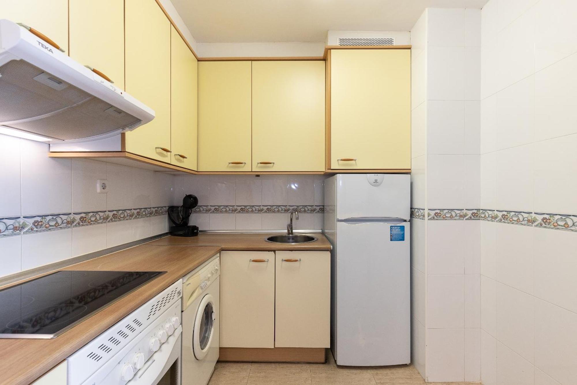 Rentalmar Families Larimar サロウ エクステリア 写真