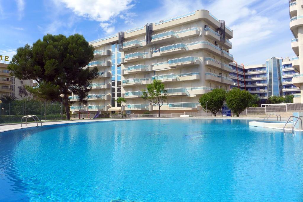 Rentalmar Families Larimar サロウ エクステリア 写真